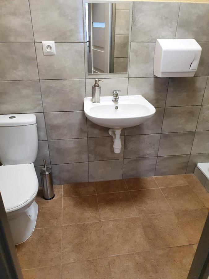 Glubczyce Hostel Zacisze 2 מראה חיצוני תמונה